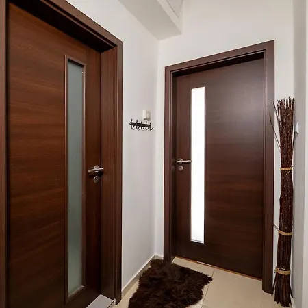 Cozy Flat In Center Of *
