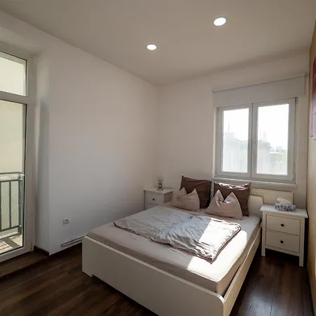 Cozy Flat In Center Of * Bratislava